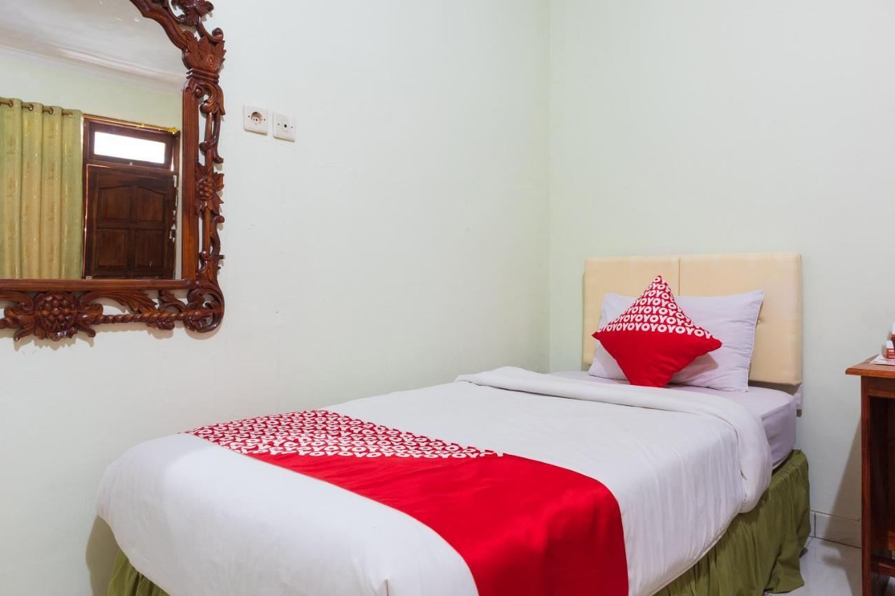 Super Oyo 1682 Greenia Hotel كوبانغ المظهر الخارجي الصورة