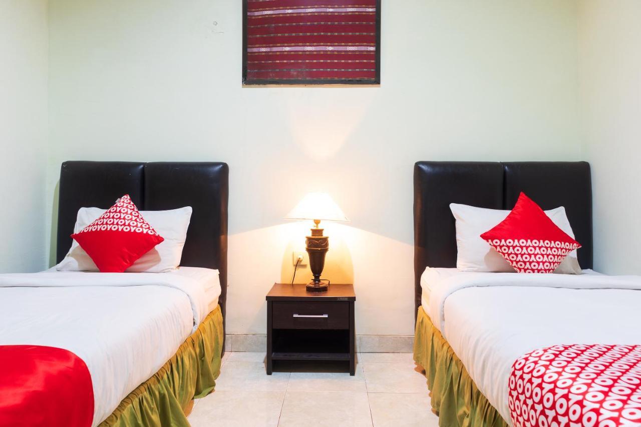 Super Oyo 1682 Greenia Hotel كوبانغ المظهر الخارجي الصورة