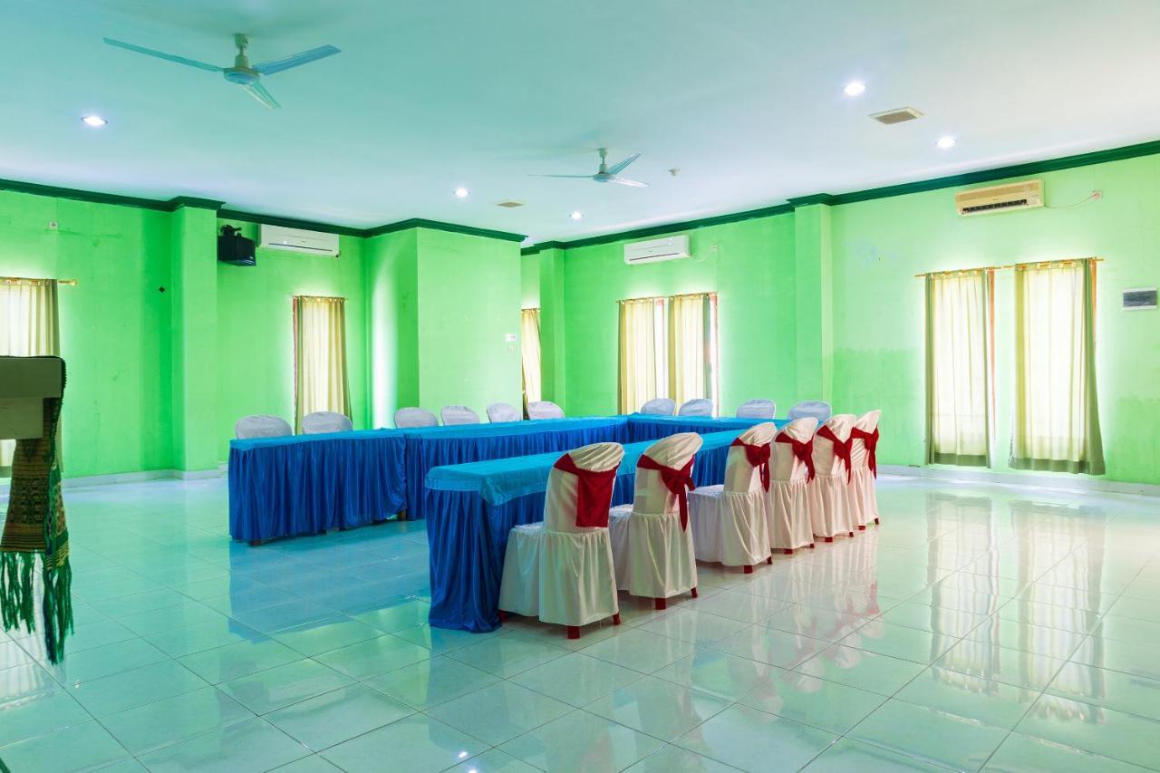 Super Oyo 1682 Greenia Hotel كوبانغ المظهر الخارجي الصورة